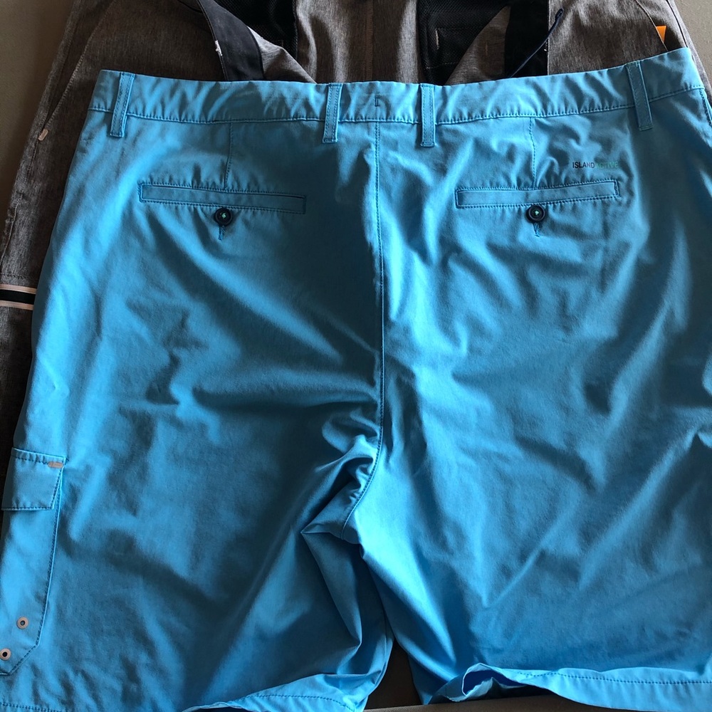 Tommy Bahama island Active 42